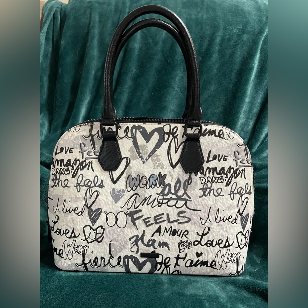 **🛍️⭐️SALE ALDO graffiti shoulder bag** - Picture 4 of 6